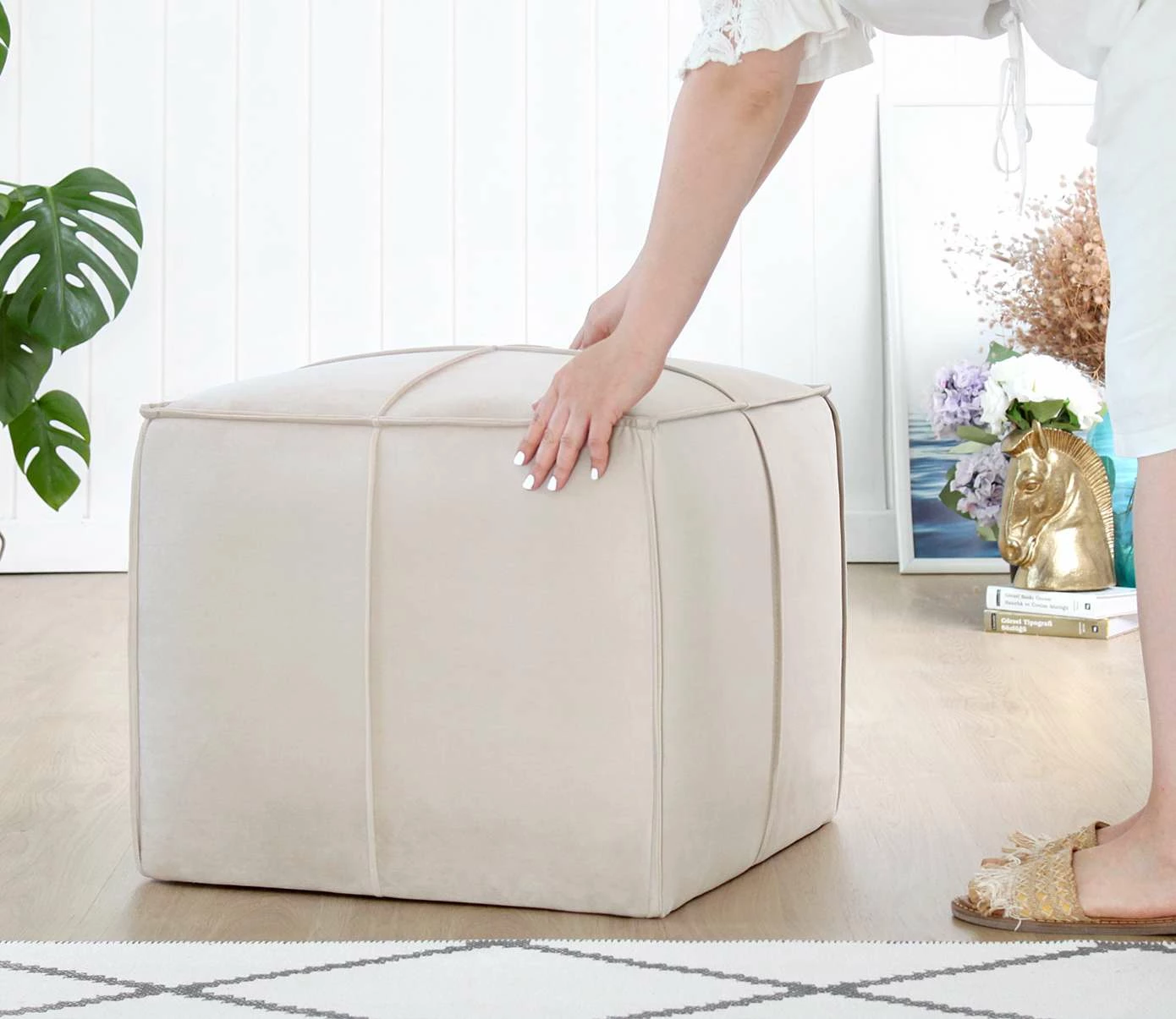 Puf krem Atelier del Sofa, Holler