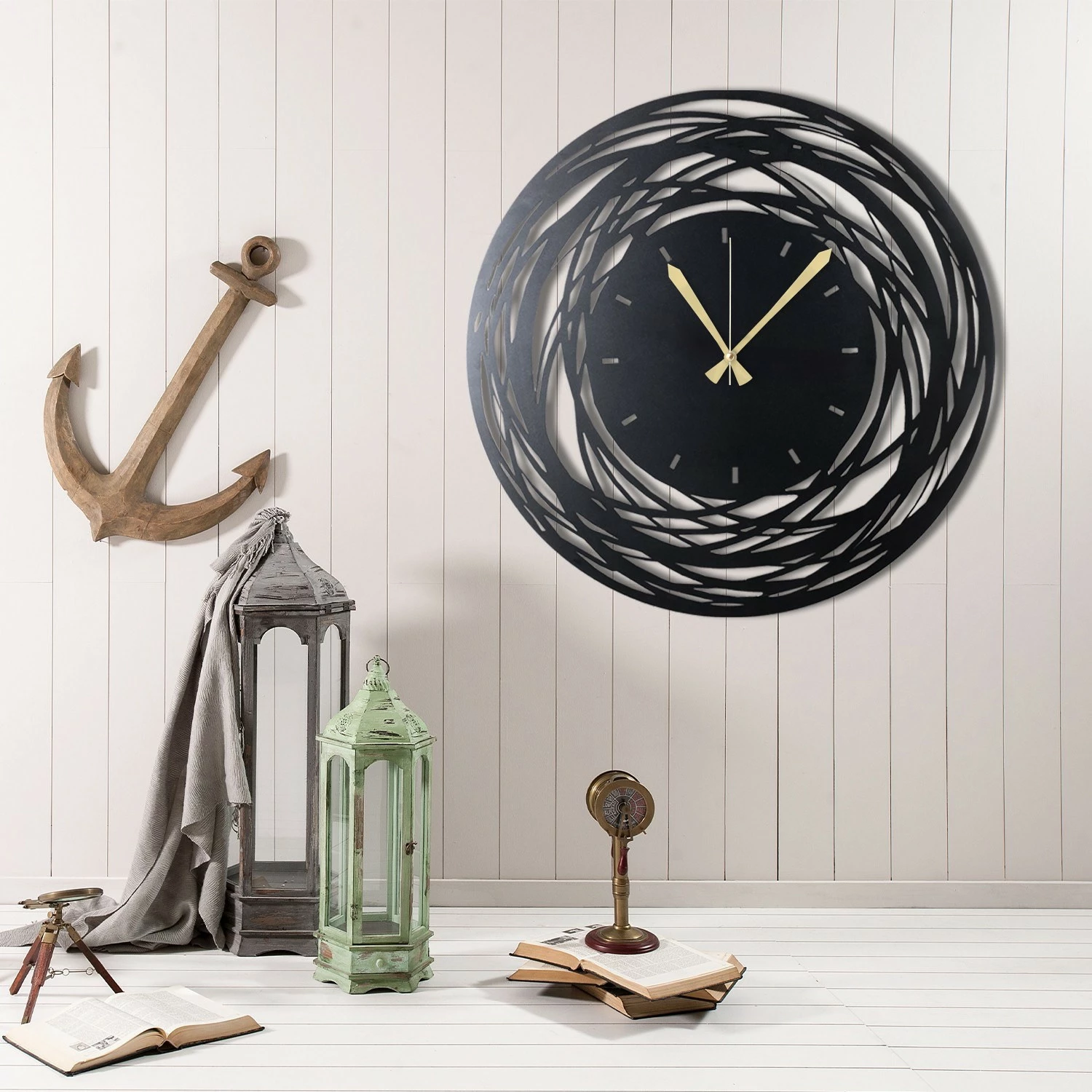 Orë muri dekorative prej metali, Wallity, WATCH-042, e zezë, 50x50cm