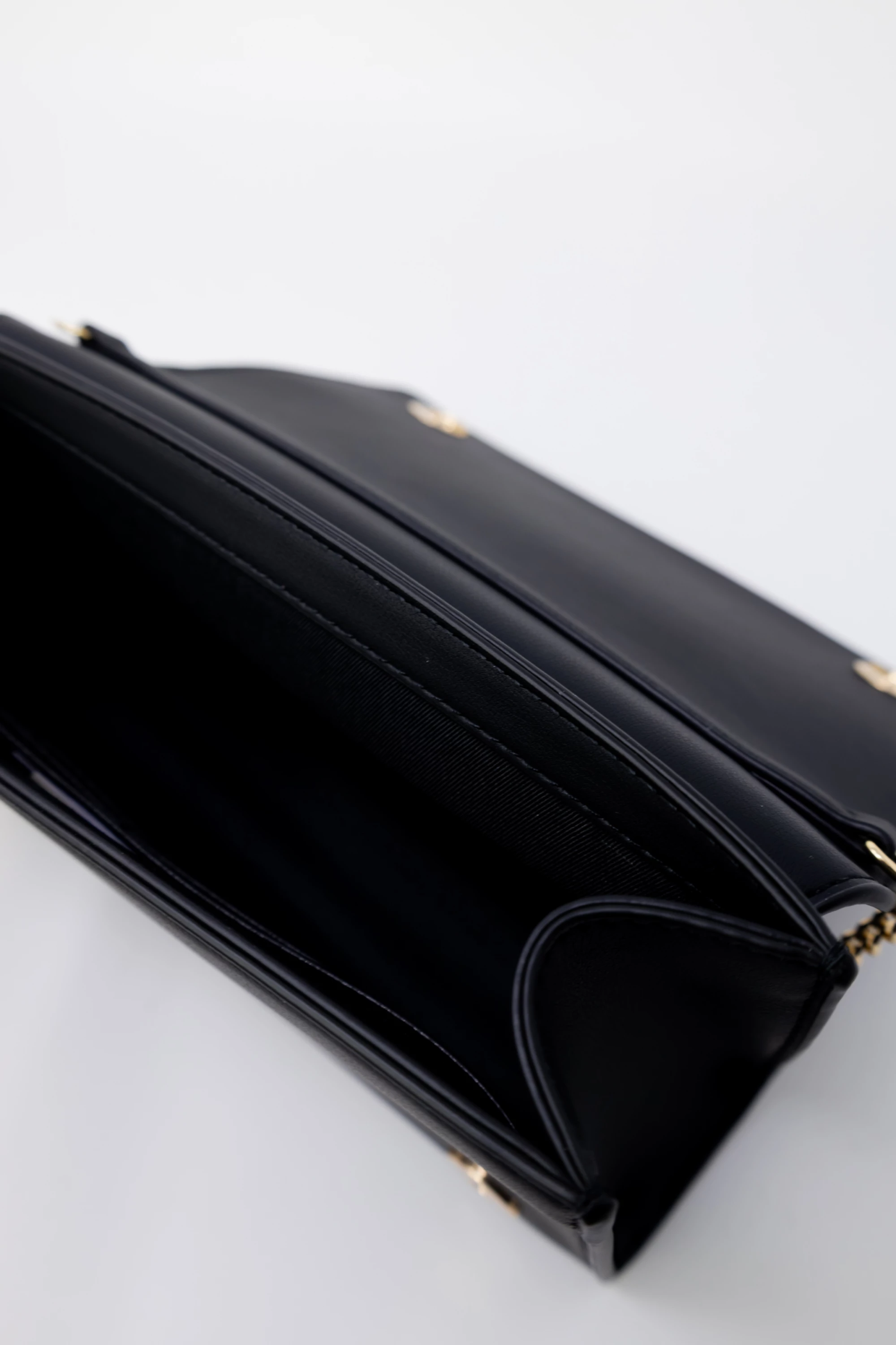 Çantë krahu Love Moschino JC4103PP1I, e zezë