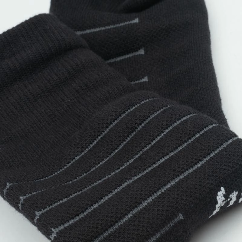 Çorape futbolli Huari