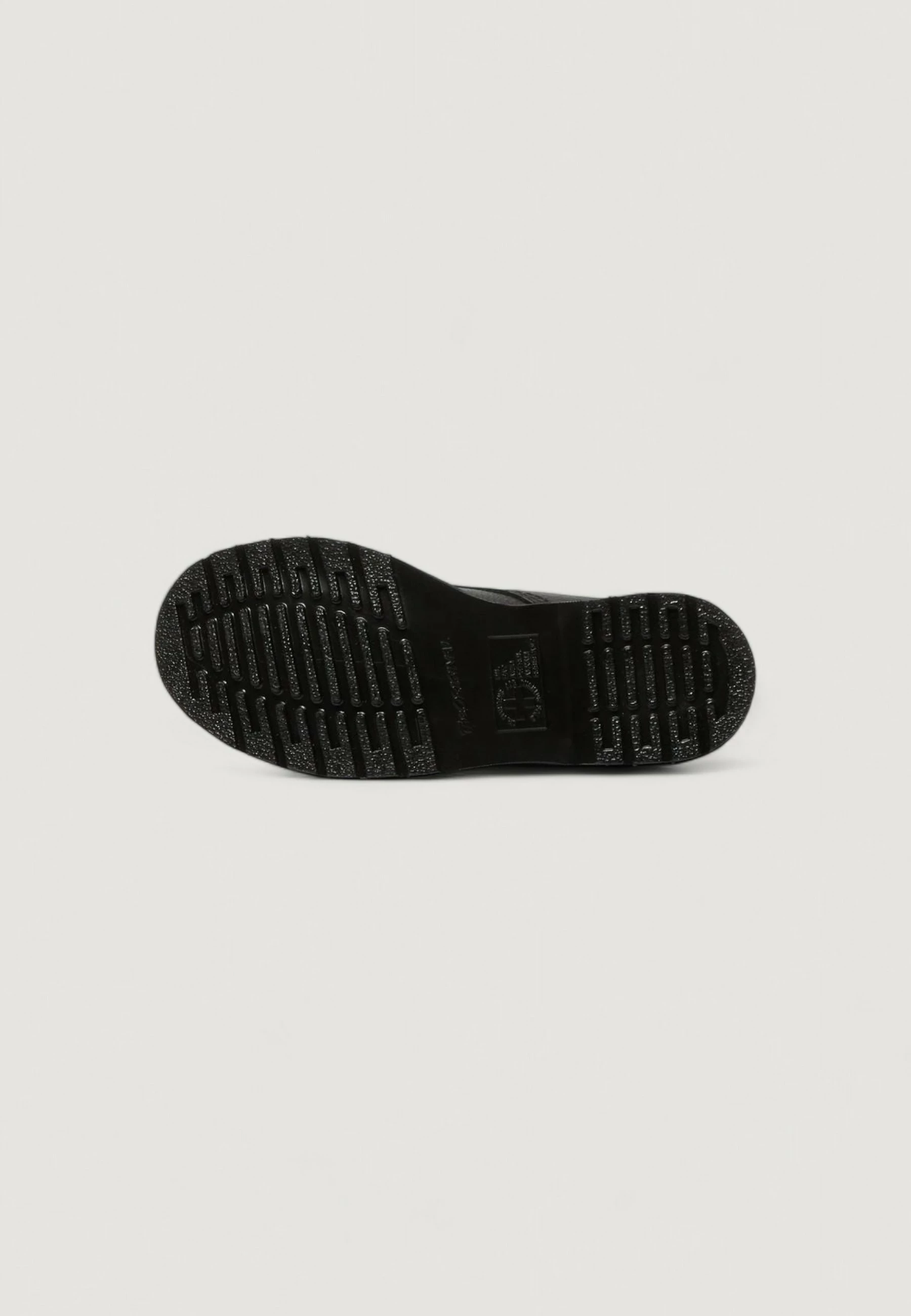 Çizme për femra Dr. Martens 1460 Pascal Mono, të zeza
