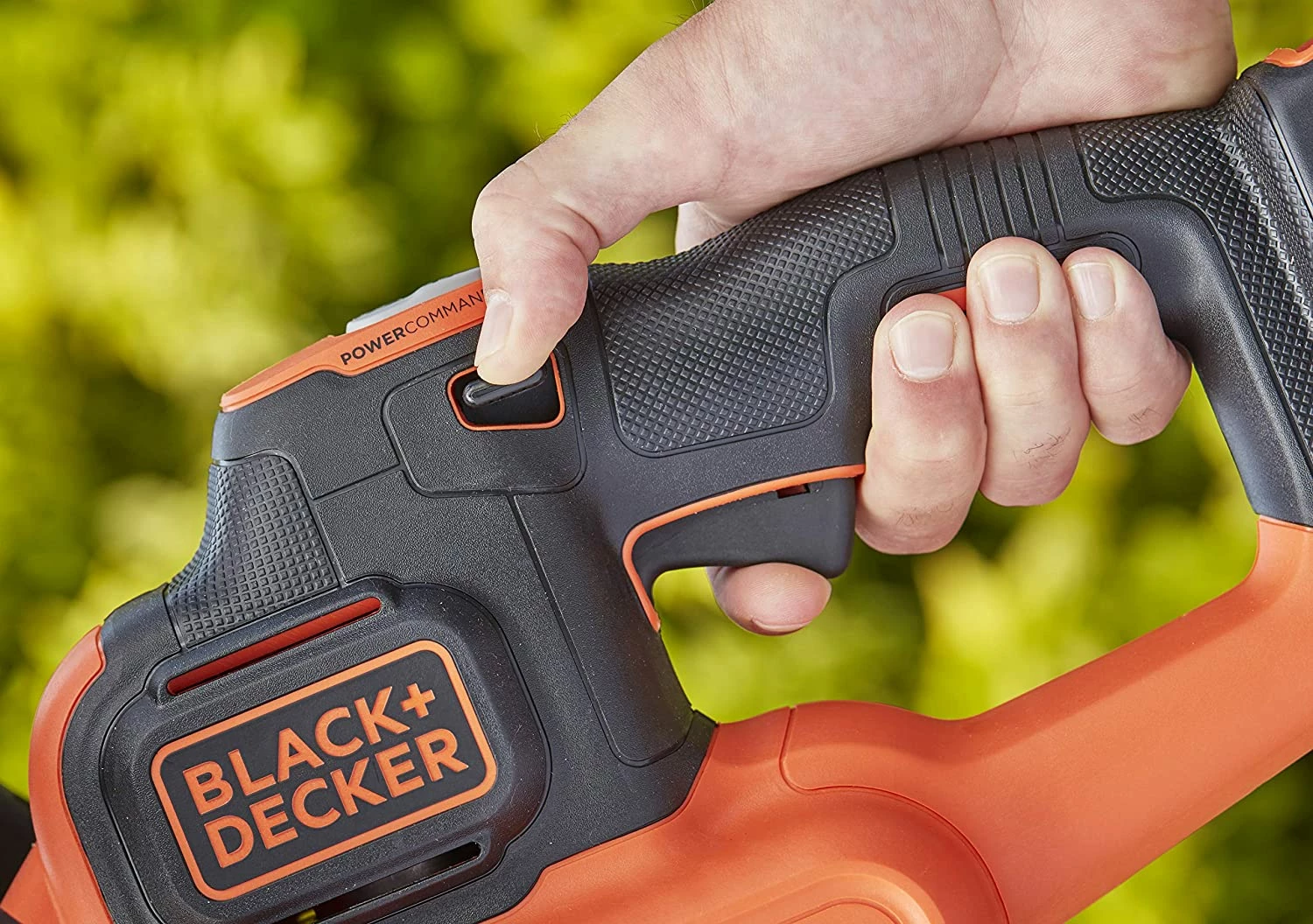 Prerëse gardhi me bateri Black&Decker BCHTS36B 36V 55 cm, pa bateri, e zezë