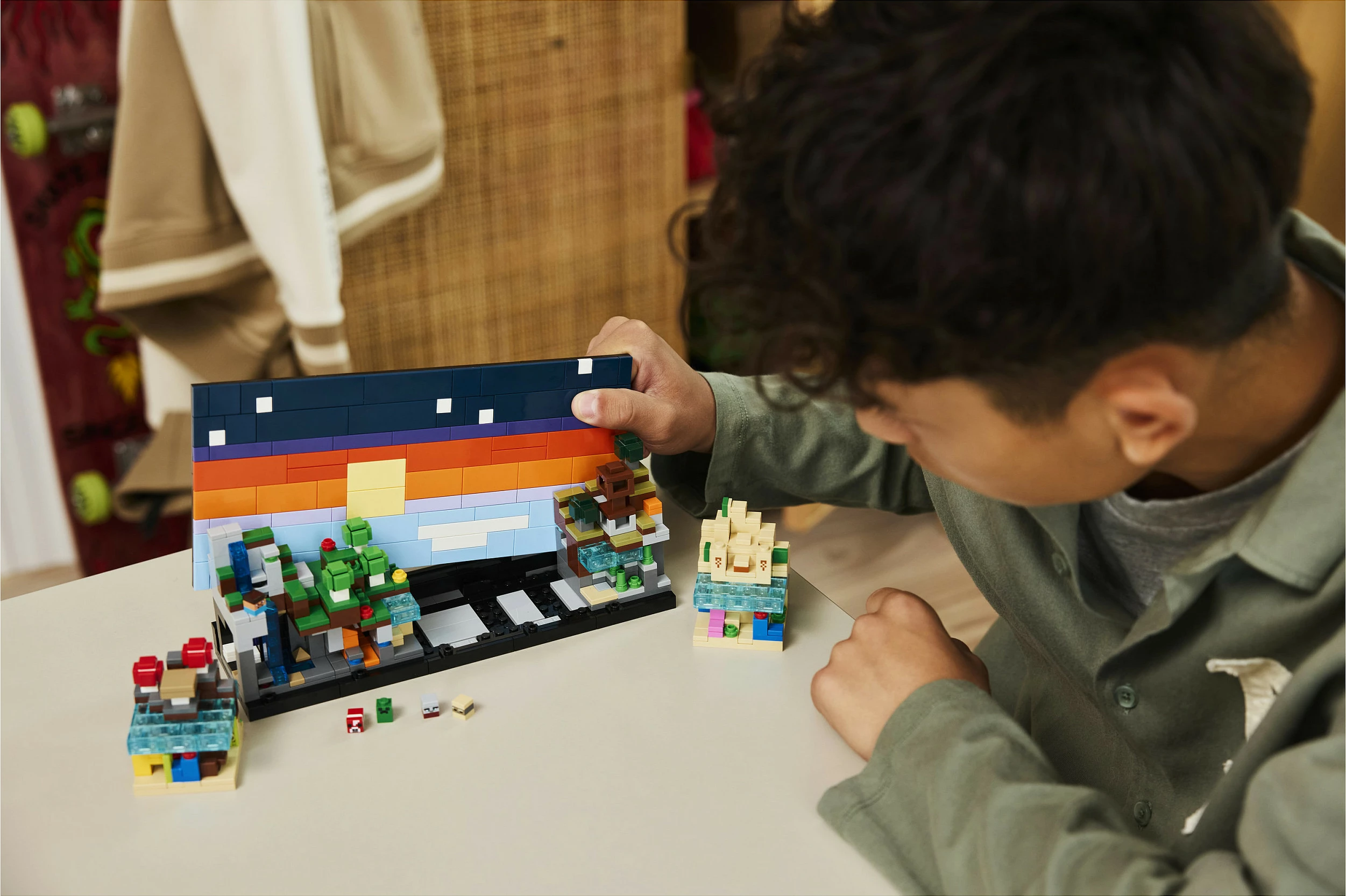 Set ndërtimi LEGO Minecraft Mini Biomes 21589, 797 copë, 12+, shumëngjyrësh