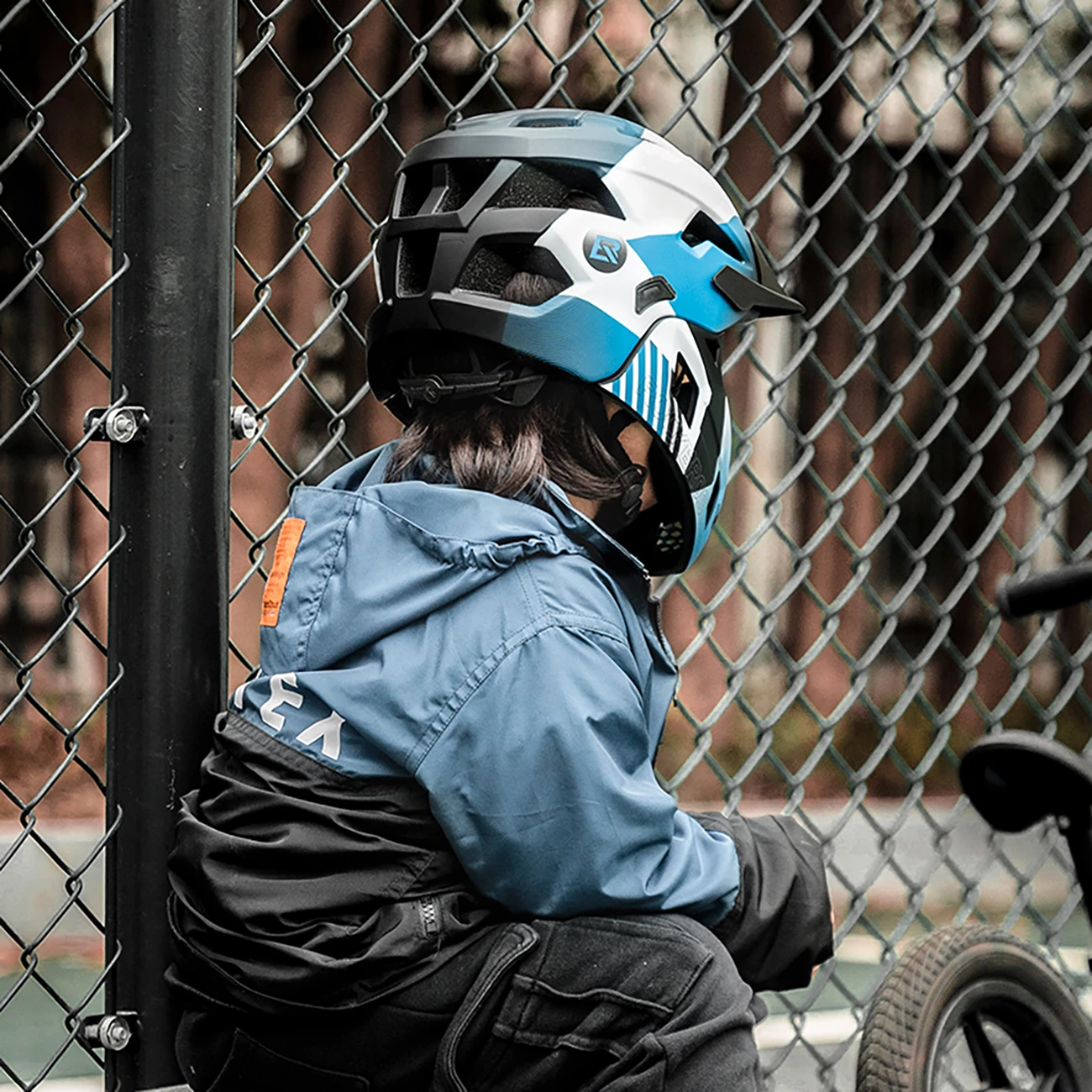 Helmetë biçiklete fëmijësh Rockbros TS-61 10110061001 2-në-1 me mjekërore të heqshme S (48–54 cm) blu