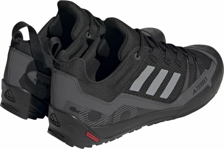 Atlete për meshkuj adidas Terrex Swift Solo, të zeza [Madhësia: 41 1/3]