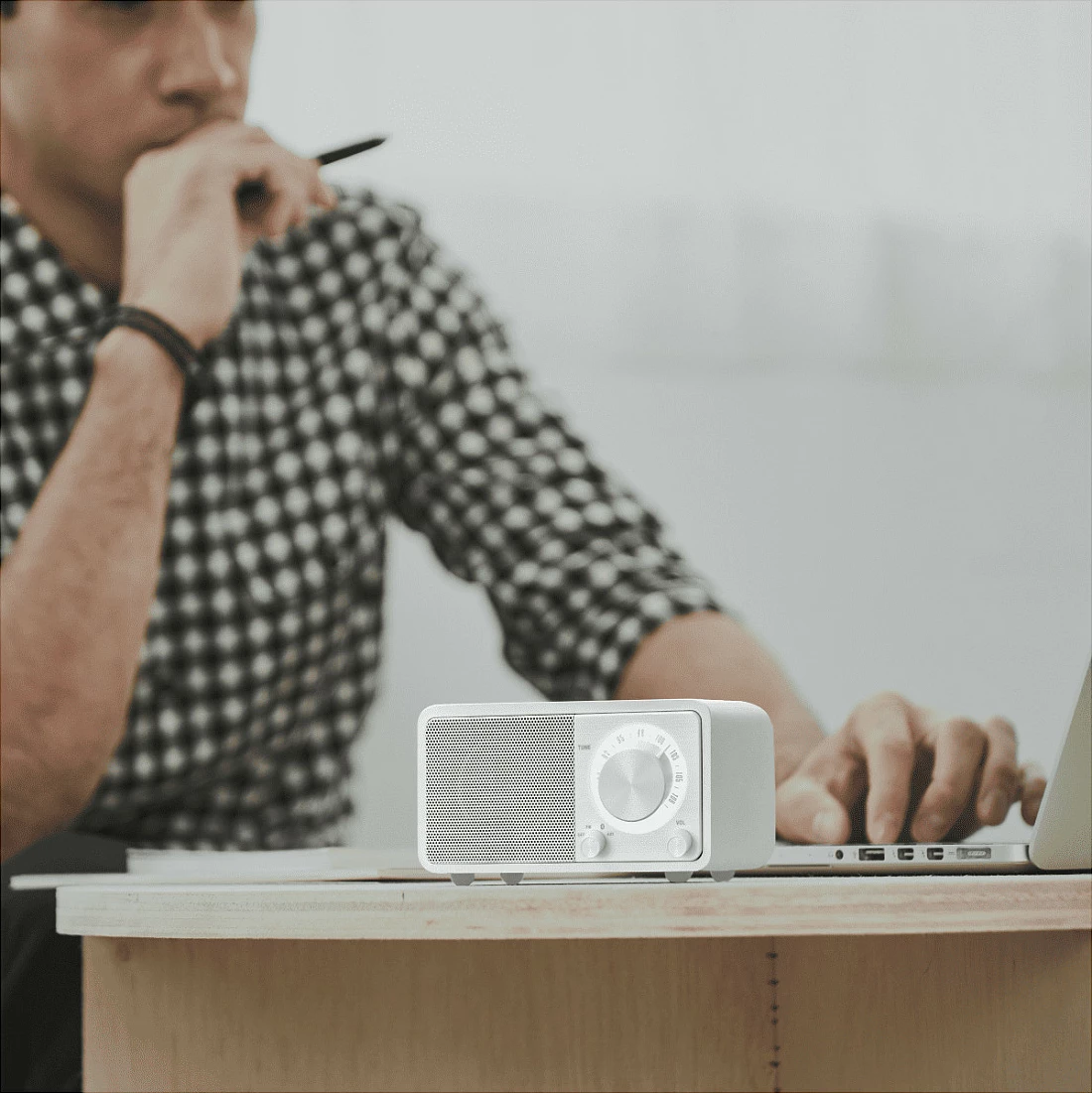 Radio portative Sangean WR-7, FM, Bluetooth, 36 orë, 2600mAh, e bardhë