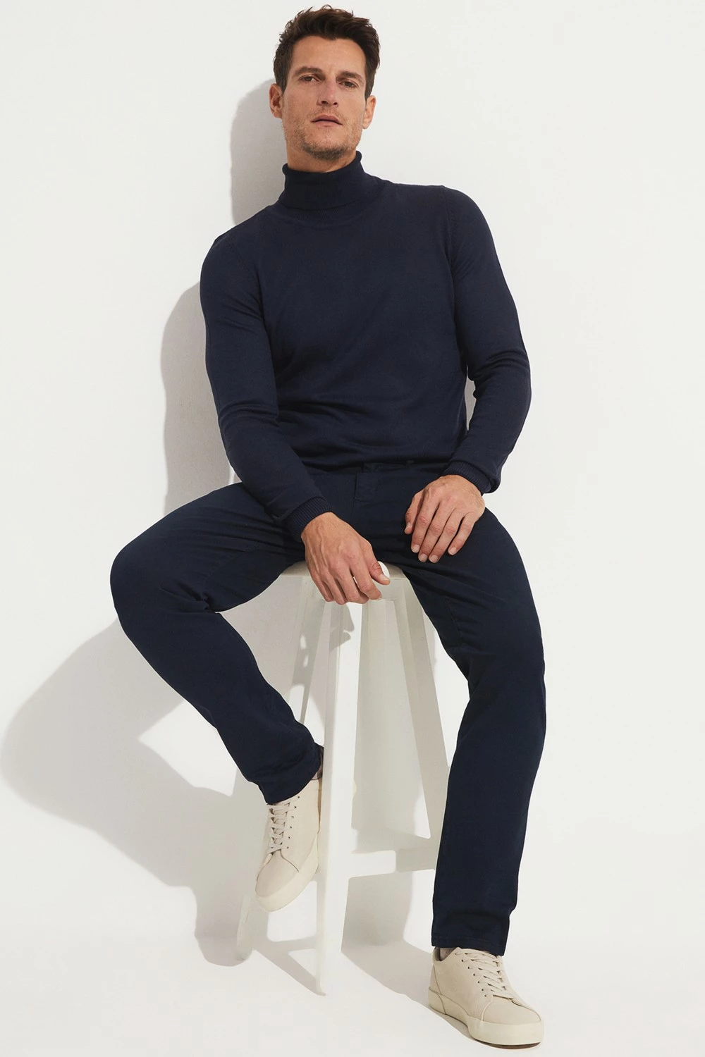 Rollkë për meshkuj June