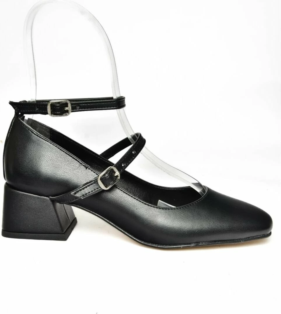 Këpucë me taka të trasha për femra Fox Shoes, të zeza