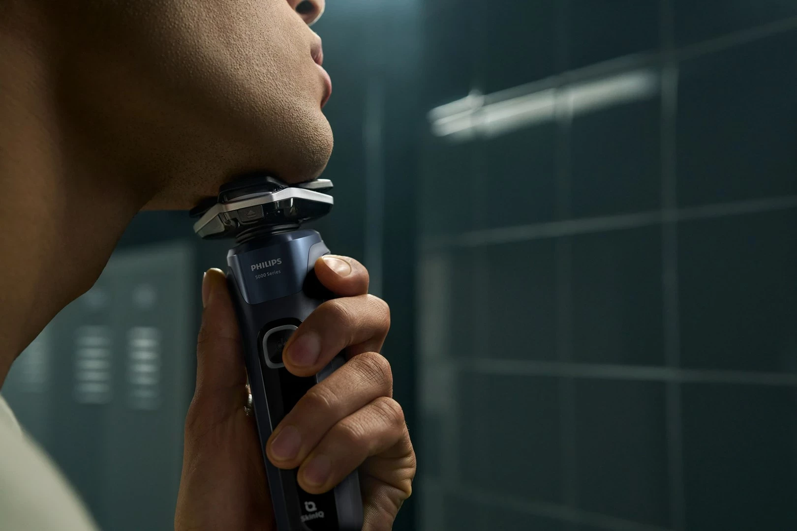 Makinë rroje Philips SHAVER Series 5000 S5885/10, me trimmer, e zezë/blu
