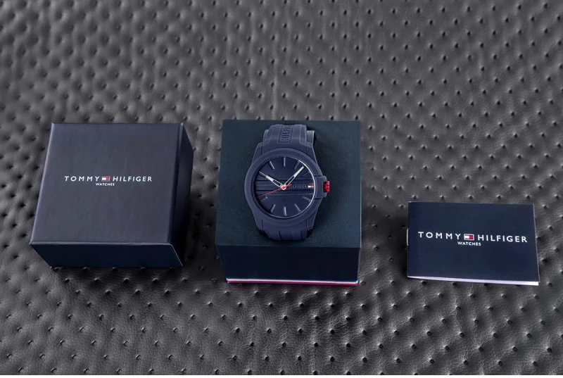 Orë dore për meshkuj Tommy Hilfiger, navy blue