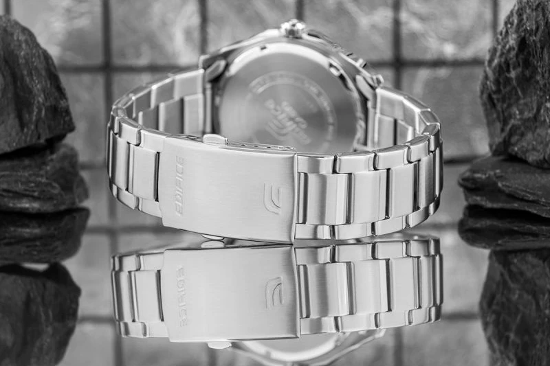 Orë dore për meshkuj CASIO, e zezë