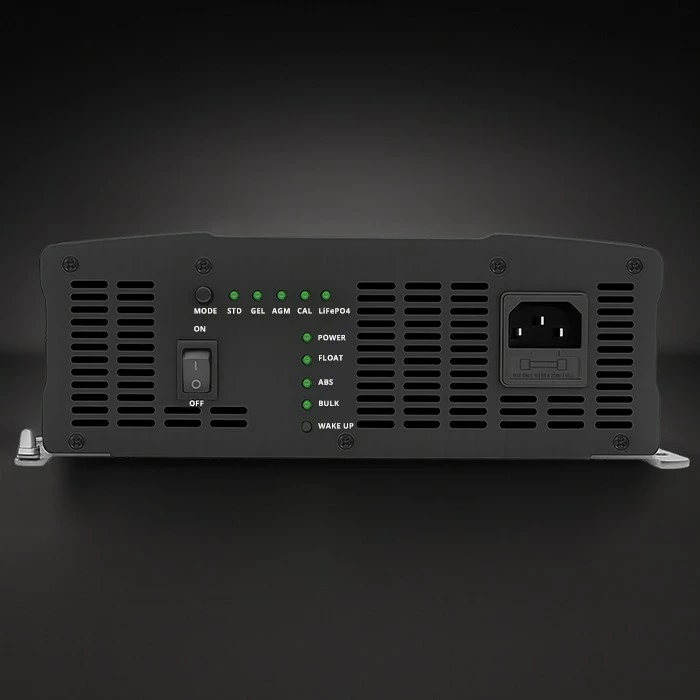 Karikues inteligjent akumulatori Qoltec Monolith 51918, 12V, 80A, për LiFePO4/AGM/GEL/SLA, zi/gri, set me kabllo