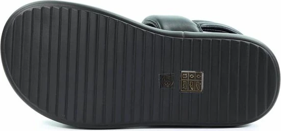 Sandale për femra Goe, të zeza