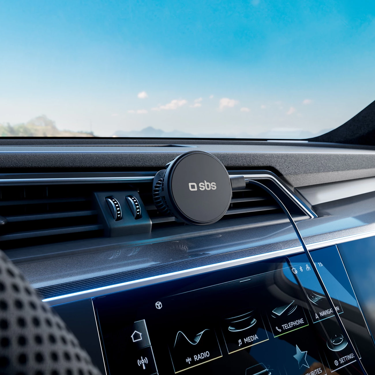 Mbajtës magnetik me karikues wireless SBS TESUPFANWIR15W, për grilë të ajrit, 15W, me ftohje, i zi