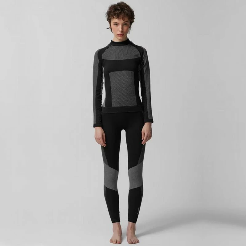 Maicë termike për femra Outhorn, e zezë