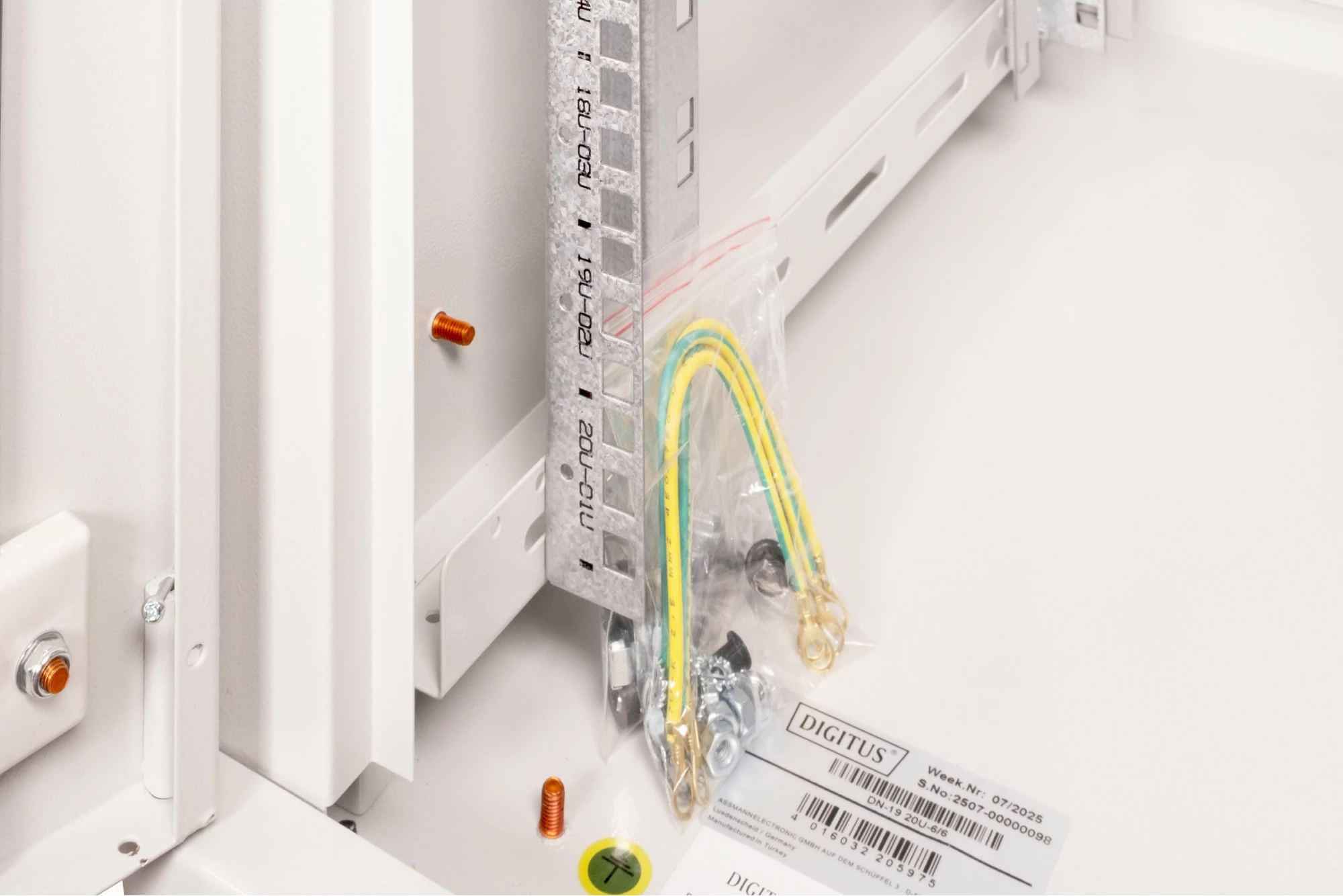 Kasë muri Digitus Unique 20HE 998x600x600mm, gri