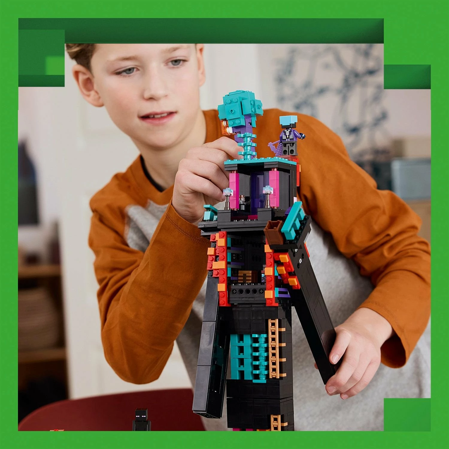 Set LEGO Minecraft Enderman Tower 21279, 867 copë