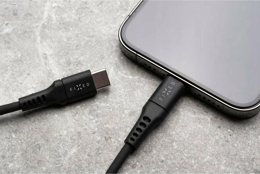 Kabllo USB-C/USB-C Fixed FIXDLS-CC12-BK 1.2 m 60W e zezë, me organizues ngjitës dhe rrip Velcro