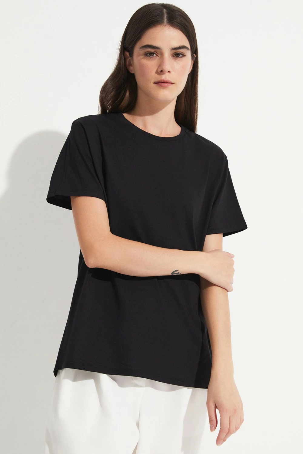 Bluzë June me shpinë të gjatë 100% pambuk