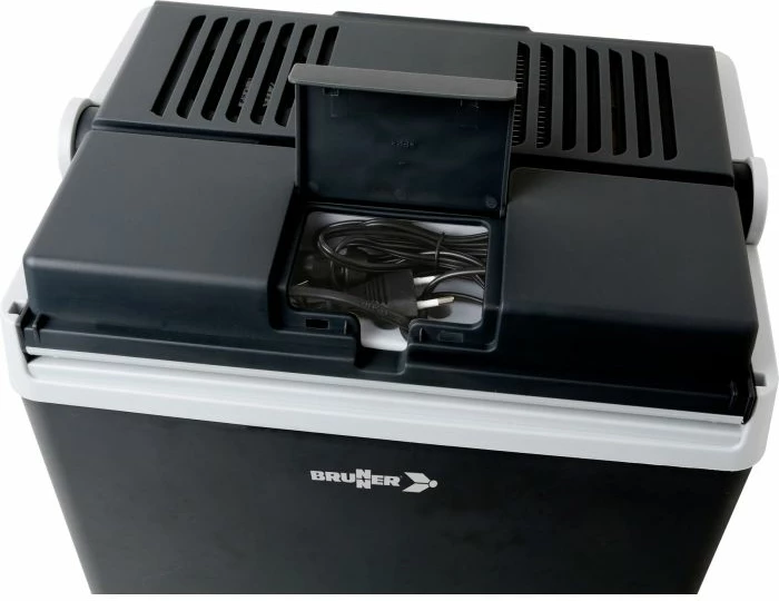 Kuti ftohëse elektrike BRUNNER Polarys Travel 25L 0826042N, 12V/230V, e zezë
