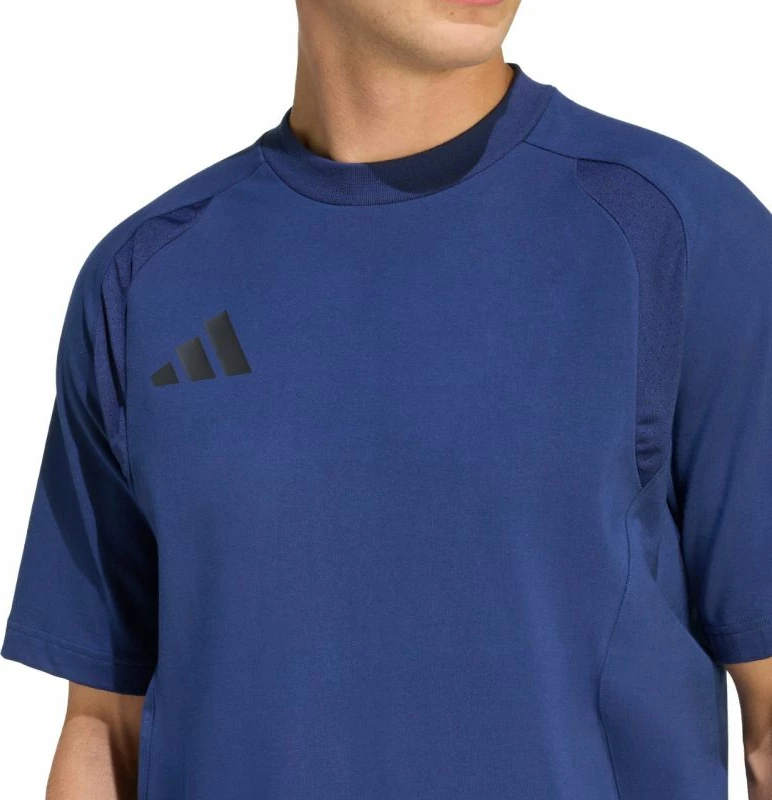 Maicë për meshkuj adidas Tiro 26 Travel KD1119, e kaltër [Madhësia: L]