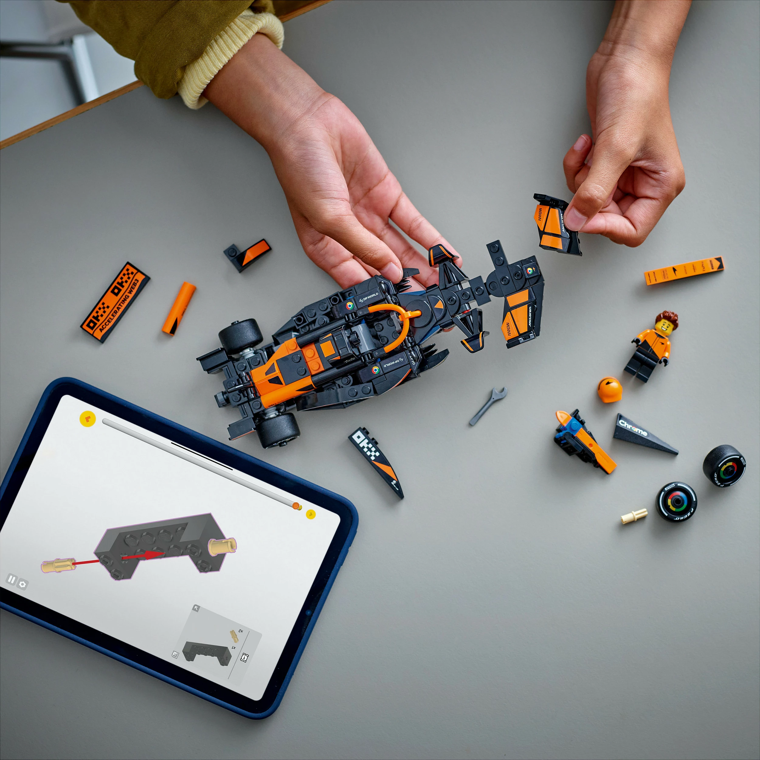 Set ndërtimi LEGO McLaren F1® Team MCL38, 269 pjesë, shumëngjyrësh