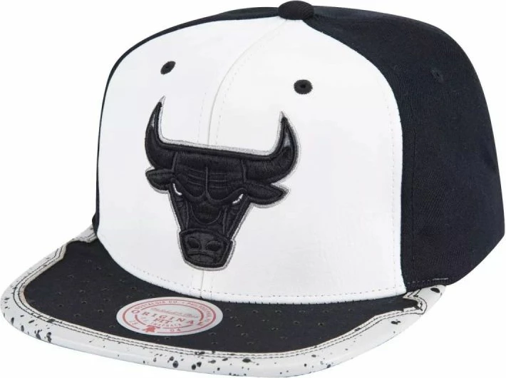 Kapelë Mitchell & Ness për meshkuj, e bardhë dhe e zezë