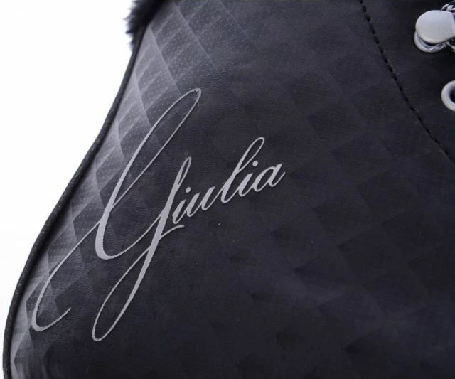 Patinat Tempish Giulia Black Plus për Femra