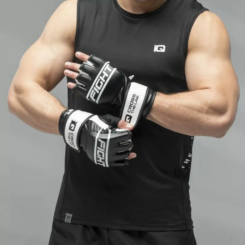 Doreza për arte marciale IQ, për meshkuj dhe femra, të bardha dhe të zeza