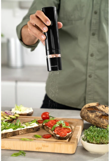 Mulli elektrik për piper dhe kripë Zwilling, i zi