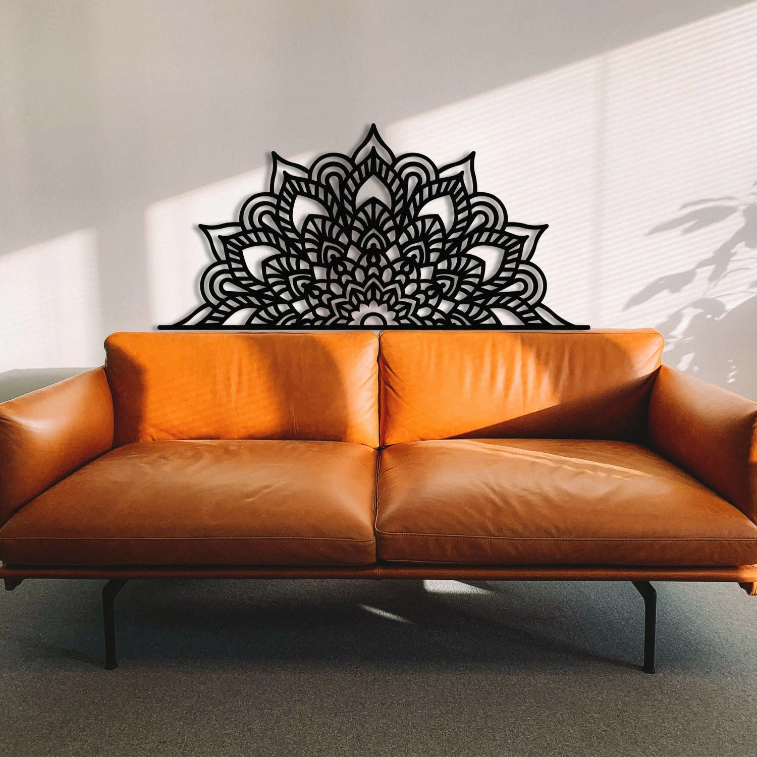 Aksesor dekorativ metalik për mur Wallity, Esperanza, ngjyrë e zezë, 160x77cm