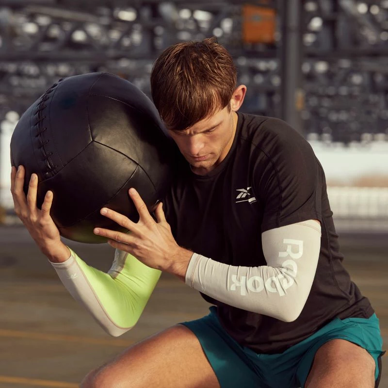 Mëngë kompresimi Reebok Activchill për stërvitje, të bardha dhe blu