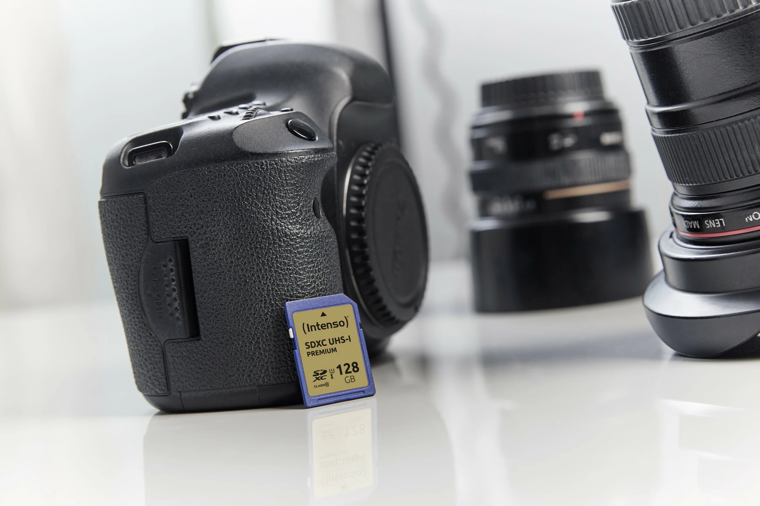 Kartelë memorie Intenso SDHC UHS-I 16GB, Class 10, 90MB/s, blu