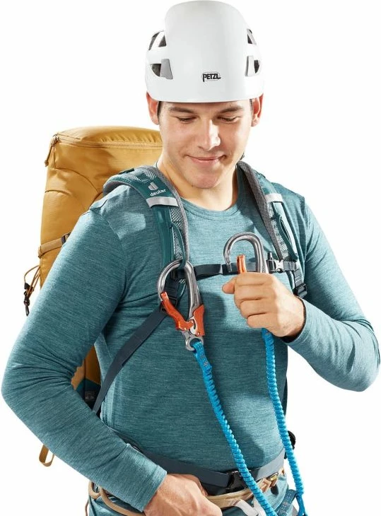 Çantë shpine për hiking Deuter, e verdhë