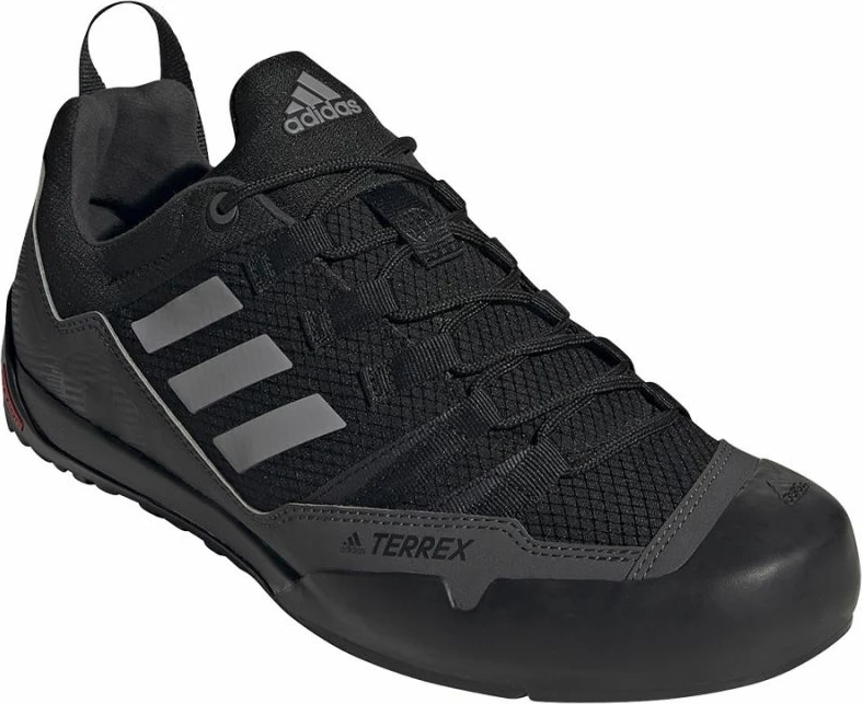 Atlete turistike për meshkuj adidas Terrex Swift Solo 2 M, të zeza [Madhësia: 43 1/3]