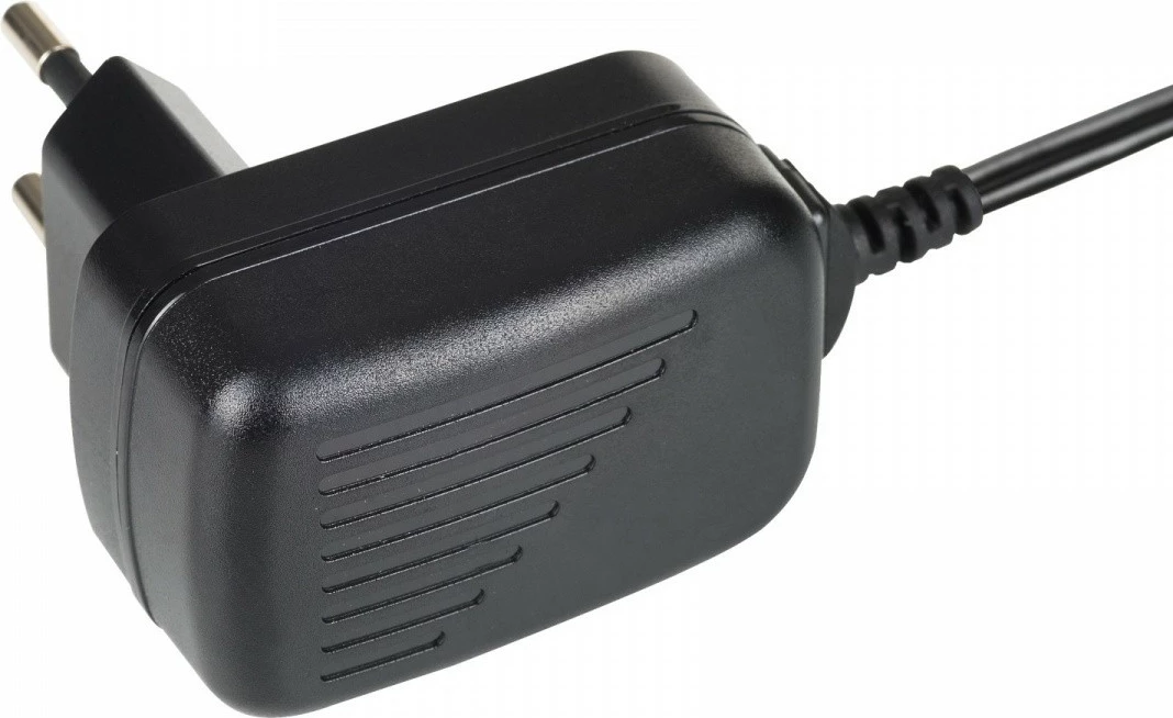 Adapter rryme muri AKYGA AK-TB-34, 5V/2A, 10W, 3.5x1.35mm, i zi