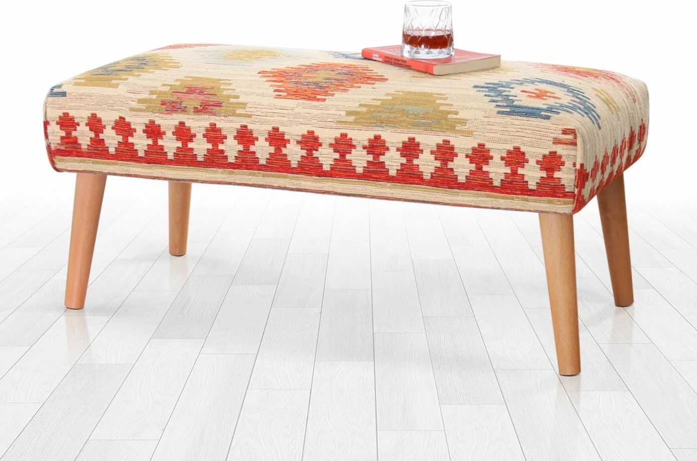 Bankë Atelier del Sofa, Beshir, krem