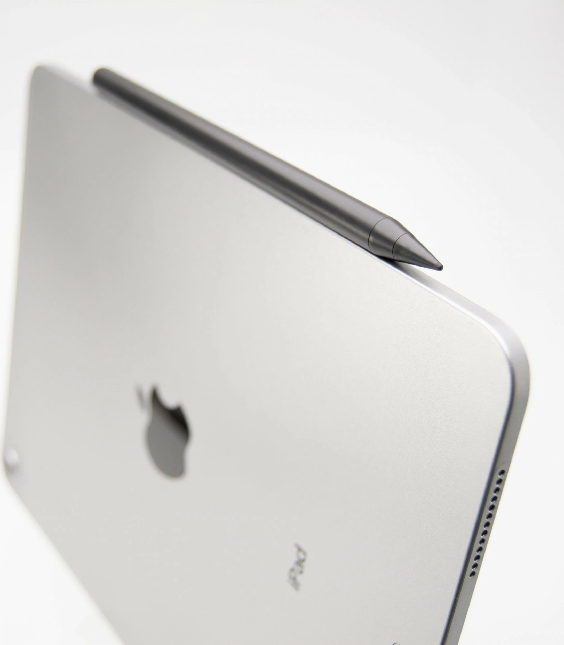 Stylus Adonit Fixed Graphite për Apple iPad, 20h bateri, USB-C, montim magnetik, 2 maja ndërruese, i zi