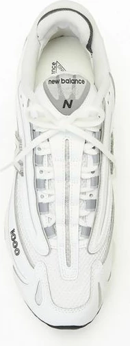 Atlete për meshkuj New Balance, të bardha