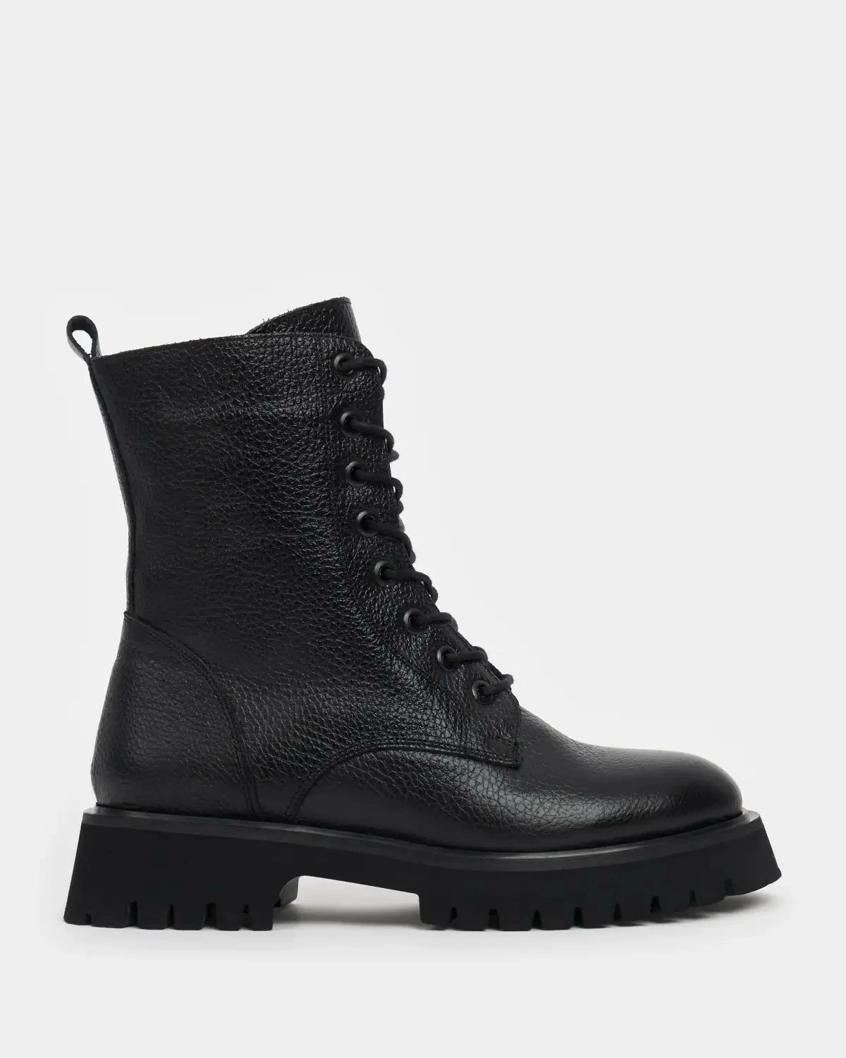 Tempest Black