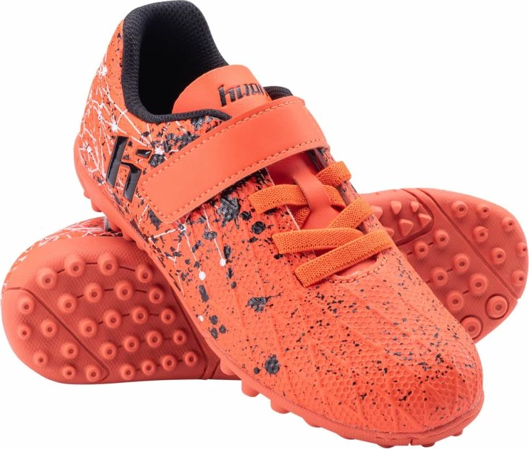 Atlete futbolli për fëmijë Huari