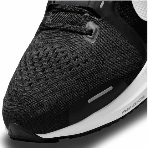 Atlete vrapimi Nike Air Zoom Vomero 16 M DA7245-001, të zeza [Madhësia: 43]