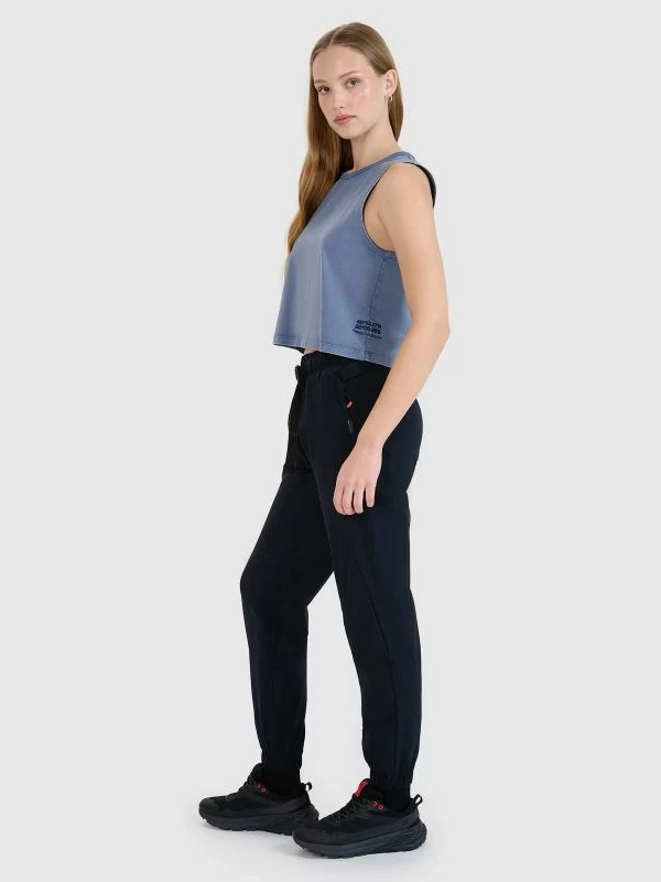 Pantallona të lehta për femra 4f