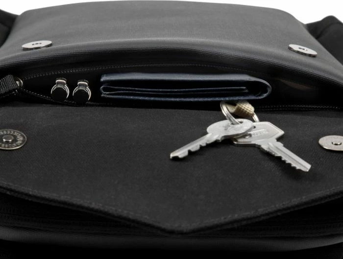 Çantë shpine për laptop RIVACASE 8524 14\" e zezë