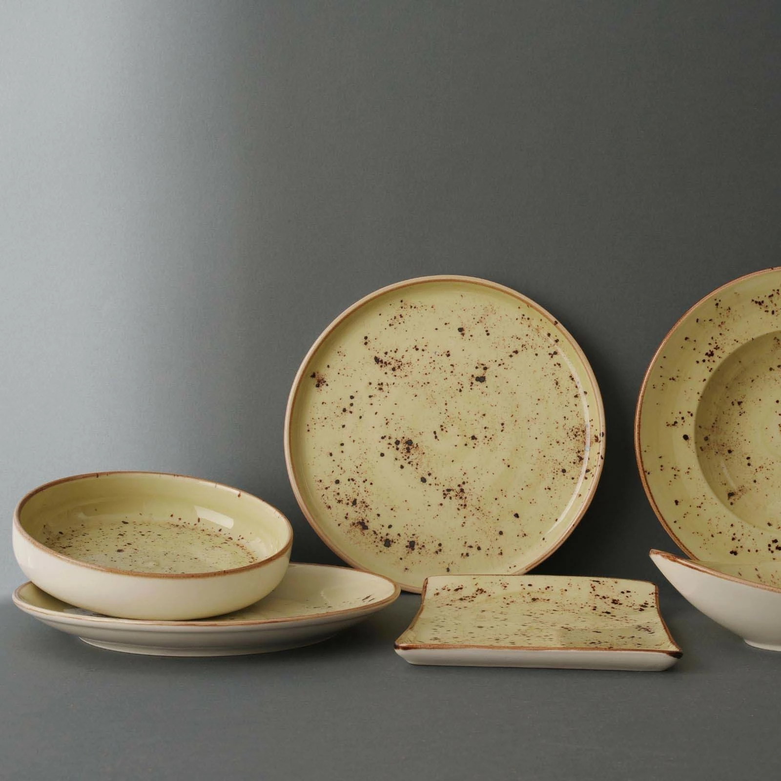 Pjatë e sheshtë porcelani Fine Dine Olive Ø190 mm, e gjelbër, set 6 copë