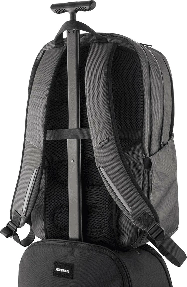 Çantë shpine XD DESIGN BOBBY EXPLORE, 17", e zezë