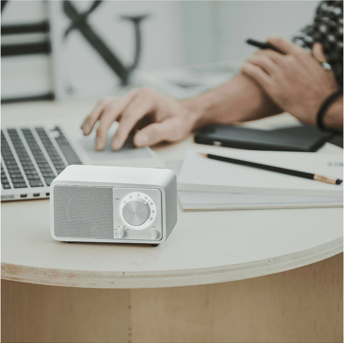 Radio portative Sangean WR-7, FM, Bluetooth, 36 orë, 2600mAh, e bardhë