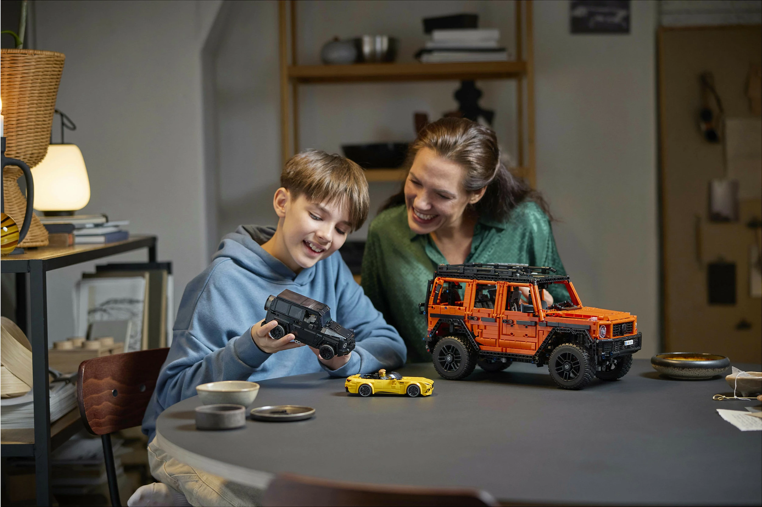 Set ndërtimi LEGO Mercedes-Benz G 500, 2891 pjesë, shumëngjyrëshe