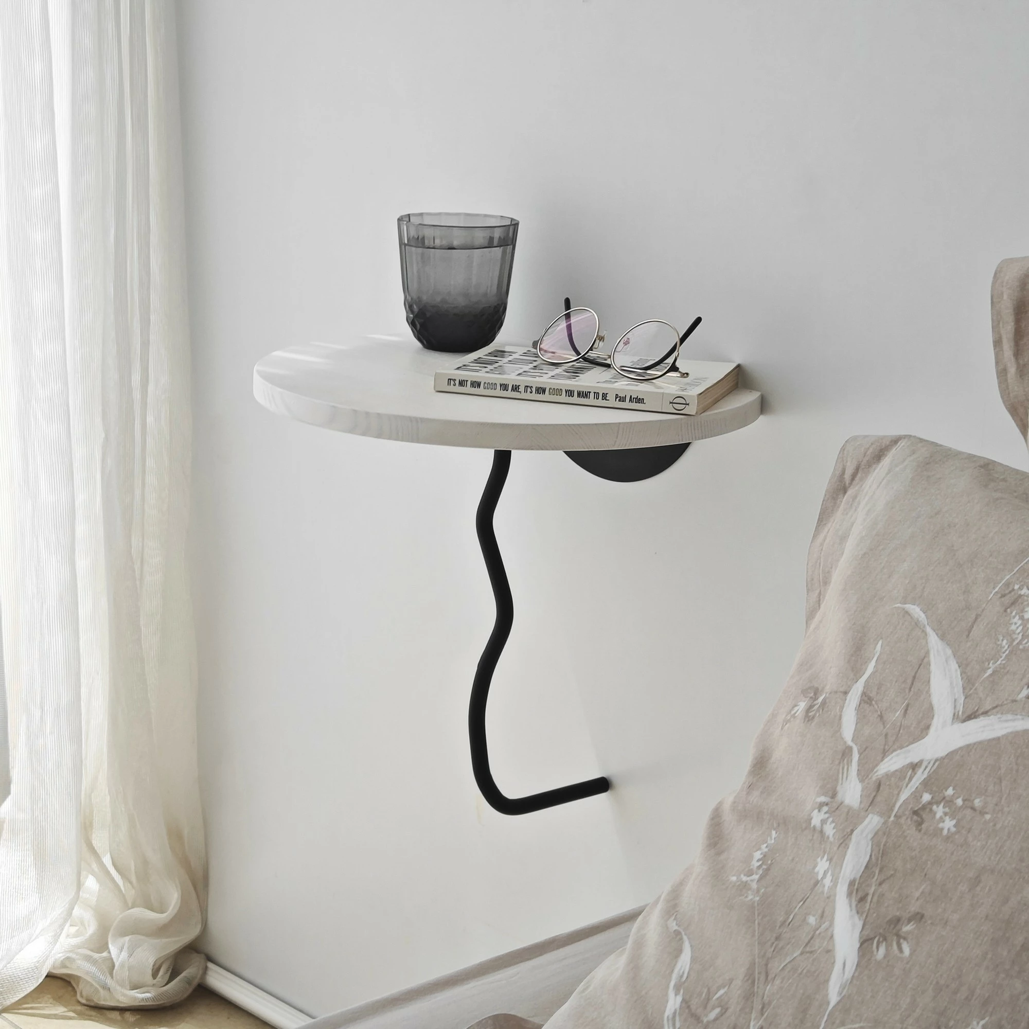 Raft muri Skye Decor, Leo, i zi dhe i bardhë
