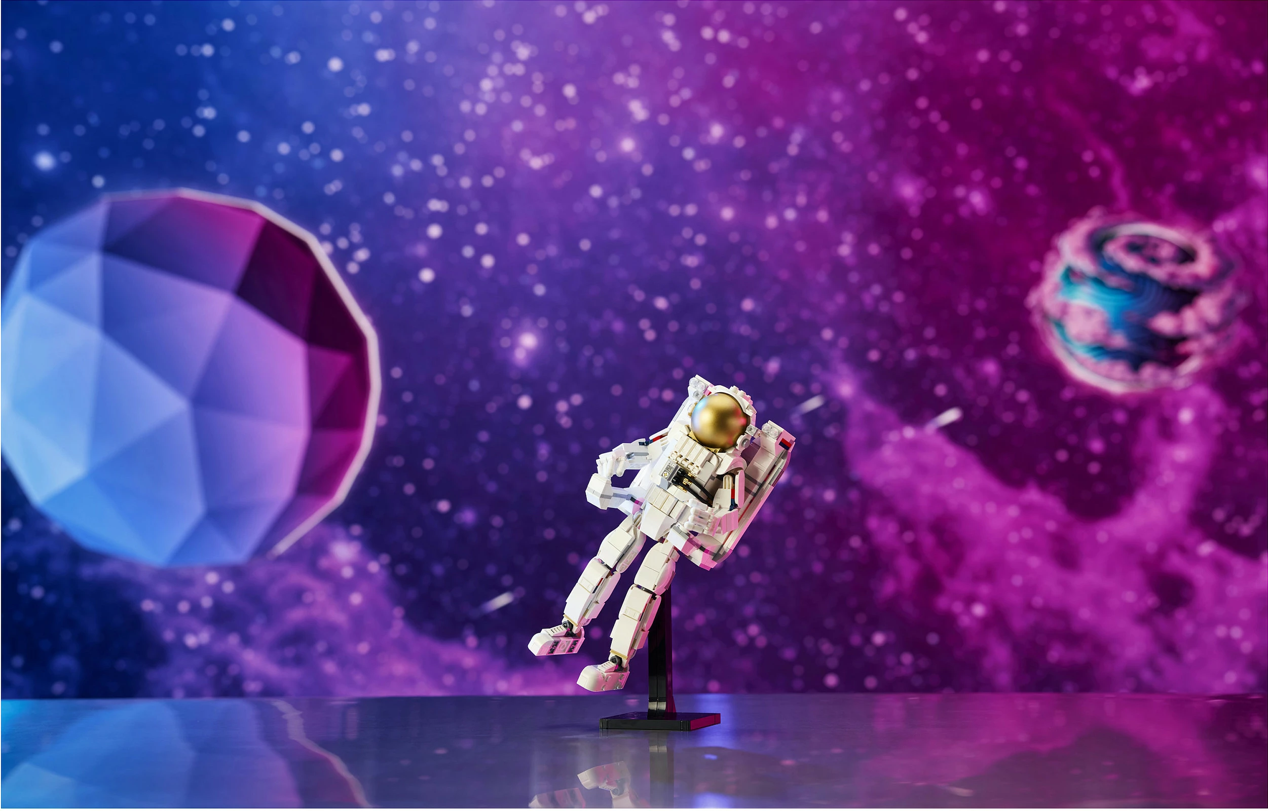 Set ndërtimi LEGO Creator 3in1 Space Astronaut 31152, 647 pjesë, multikolor